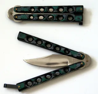 Scyzoryk typu „MOTYLEK”